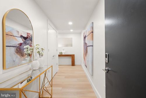 apt-103-4111 Connecticut Ave Nw, WASHINGTON, DC, 20008-1172 | Card Image