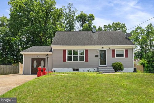 1805 Warren Dr, Woodbridge, VA, 22191-2420 | Card Image