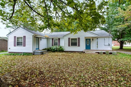 202 Church St, Estill Springs, TN, 37330-3311 | Card Image