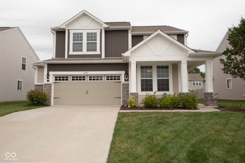 6748 Fallen Leaf Dr, Whitestown, IN, 46075-6207 | Card Image