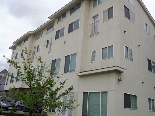 apt-e-210 E 32nd St, Austin, TX, 78705-2403 | Card Image