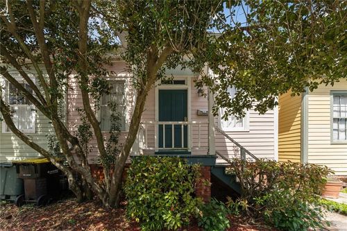 526 E Charlton St, savannah, GA, 31401-4612 | Card Image
