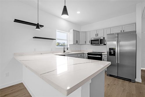 b-9708 Stedman St, Houston, TX, 77029-4246 | Card Image