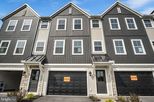 009-02-12 Morgan Cir, CARLISLE, PA, 17013-9400 | Card Image