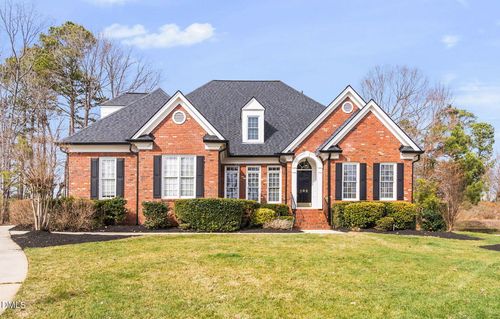 105 Seagrave Pl, Morrisville, NC, 27560-7040 | Card Image