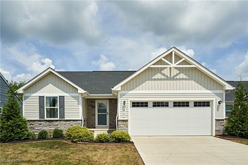 2767 Steeb Dr, Norton, OH, 44203-1046 | Card Image