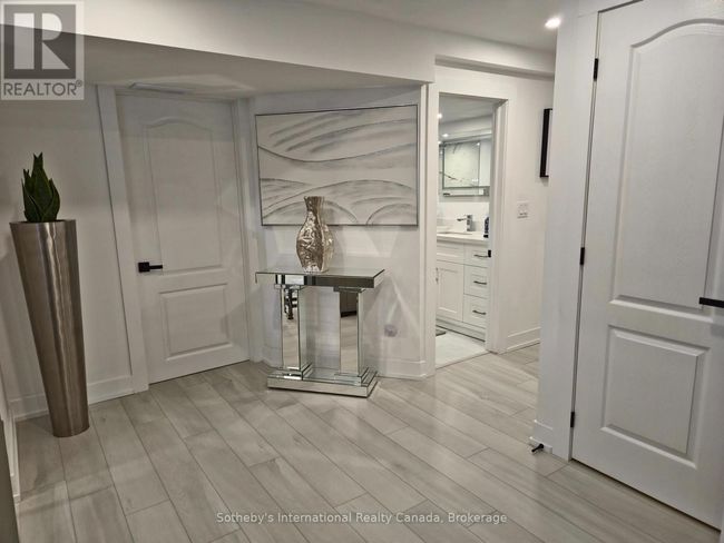 22 Prada Crt, House other with 6 bedrooms, 5 bathrooms and 6 parking in Brampton ON | Image 18