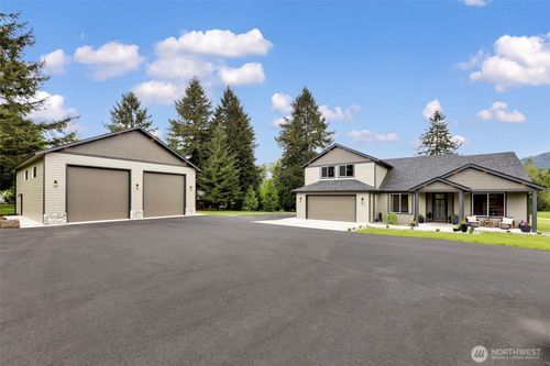 185 Eagle Court, Woodland, WA, 98674 | Card Image