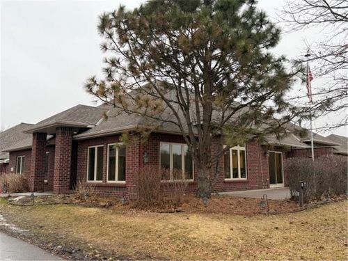 85 Deerwood Ct, Hudson, WI, 54016-7734 | Card Image