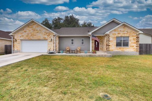 720 Northern Red Oak, Fredericksburg, TX, 78624 | Card Image