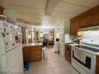 Residential in NORTH FORT MYERS 5