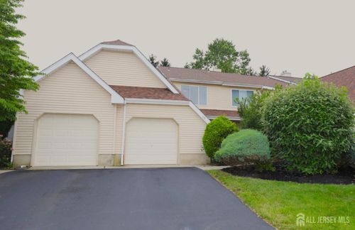 117 Nathan Dr, North Brunswick, NJ, 08902-1234 | Card Image