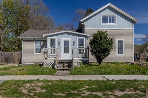 409 S Haver St, Hartford, MI, 49057-1329 | Card Image