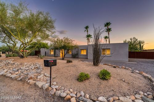 7601 N Sultan Pl, Tucson, AZ, 85704-1347 | Card Image