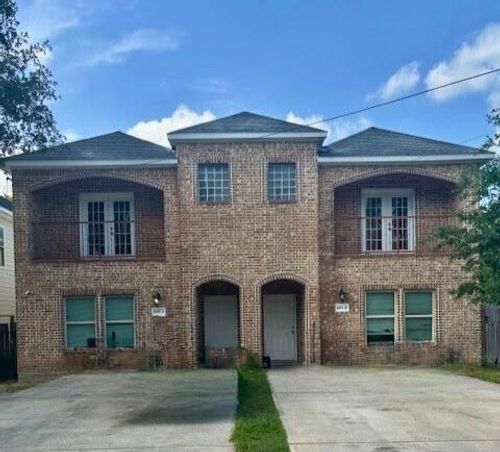 8109 Gallahad St, Houston, TX, 77078-2715 | Card Image