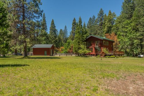 30 Dorleska Ct, Trinity Center, CA, 96091-9548 | Card Image