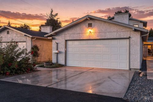 1518 S Kimball Ave, Caldwell, ID, 83605-4545 | Card Image
