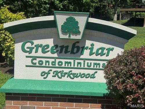 302-1943 Greenpoint Dr, Saint Louis, MO, 63122-5255 | Card Image