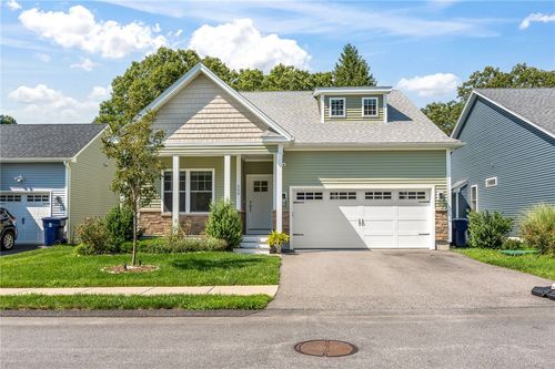 500 Sachem Rd, North Kingstown, RI, 02852-2157 | Card Image