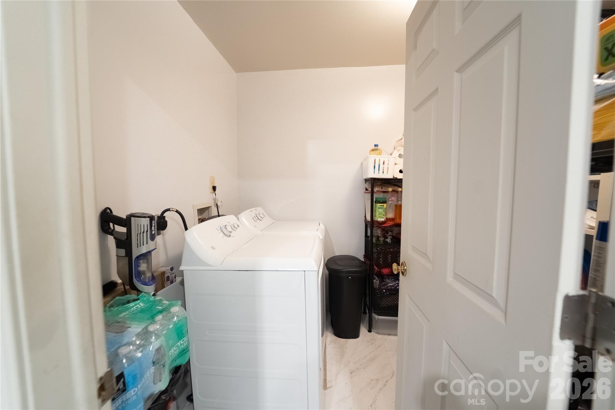Residential in Sapphire 4