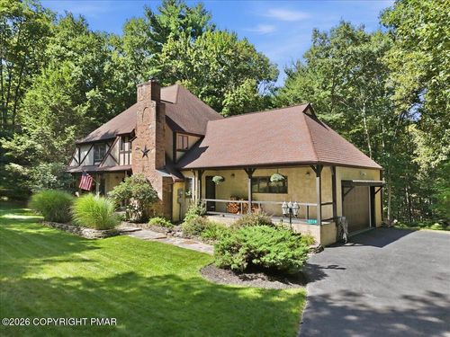 5719 Wildflower Cir, Stroudsburg, PA, 18360-7522 | Card Image