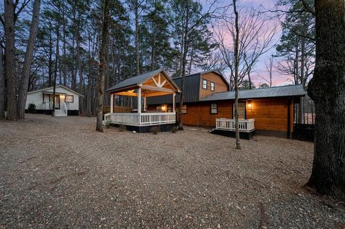 655 Chinook Road, Broken Bow, OK, 74728 | Card Image