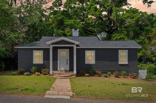 41 Hathaway Rd W, Mobile, AL, 36608-1905 | Card Image