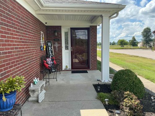 7448 Brycen Ln, Evansville, IN, 47725-7637 | Card Image