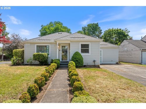 9142 Se Washington St, Portland, OR, 97216-1626 | Card Image