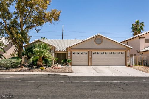 5824 Kane Holly St, Las Vegas, NV, 89130-4944 | Card Image