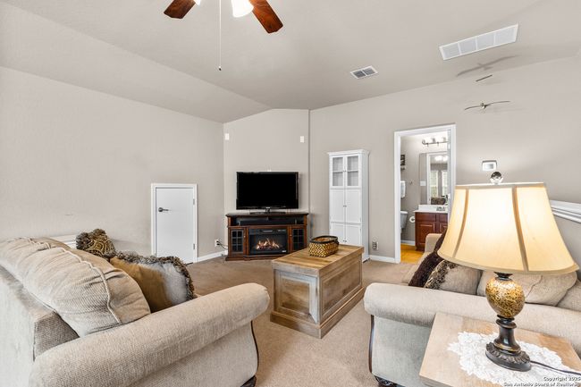 917 Miraflores, House other with 3 bedrooms, 4 bathrooms and null parking in Cibolo TX | Image 35