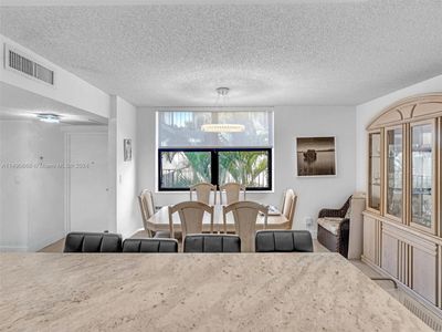 310-8 - 20401 Ne 30th Ave, Condo with 3 bedrooms, 2 bathrooms and null parking in Aventura FL | Image 2