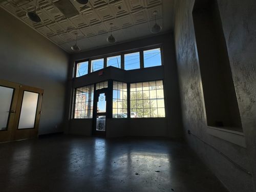 411 Lake St, Shreveport, LA, 71101-3766 | Card Image