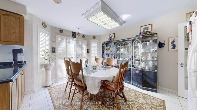 180 Kingknoll Dr, House other with 8 bedrooms, 4 bathrooms and 2 parking in Brampton ON | Image 12