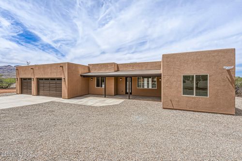 32 Calle Dinamarca, Rio Rico, AZ, 85648-3733 | Card Image
