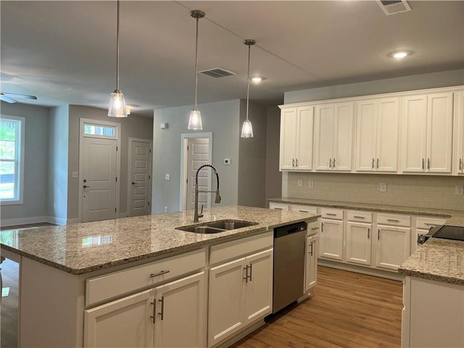 2562 Harbor View Ct, Townhouse with 3 bedrooms, 3 bathrooms and null parking in Gainesville GA | Image 14