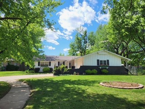 1413 N Westfield Ct, Wichita, KS, 67212 | Card Image