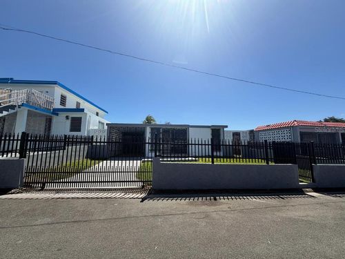 D-177 Calle Republica Dominica, Carolina, PR, 00987-7009 | Card Image