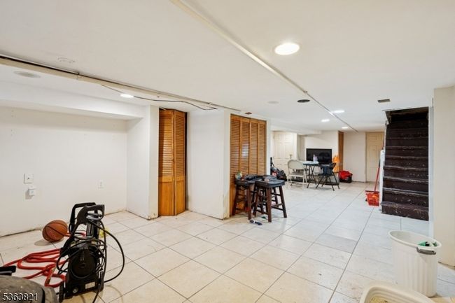 36 Hecker St, House other with 3 bedrooms, 2 bathrooms and null parking in Newark NJ | Image 11