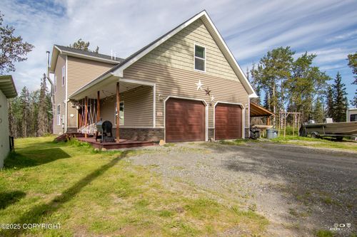 260 Eisenhower Ln, Kenai, AK, 99611-8401 | Card Image
