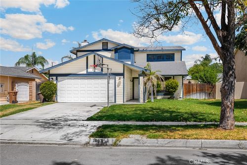 1063 Long Beach Dr, Colton, CA, 92324-6856 | Card Image