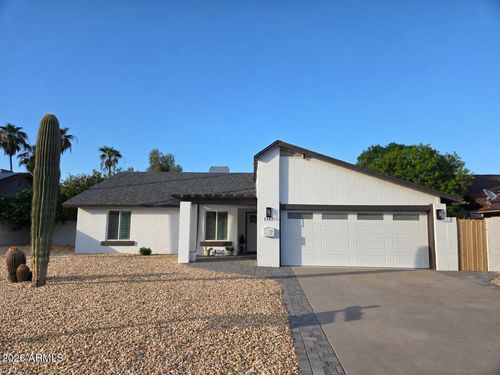 2602 E Larkspur Dr, Phoenix, AZ, 85032-7026 | Card Image