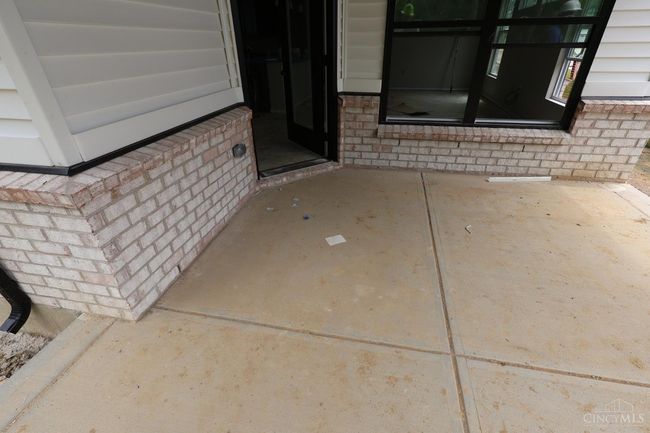 5717 White Pine Ln, House other with 3 bedrooms, 3 bathrooms and null parking in Fairfield Twp OH | Image 7