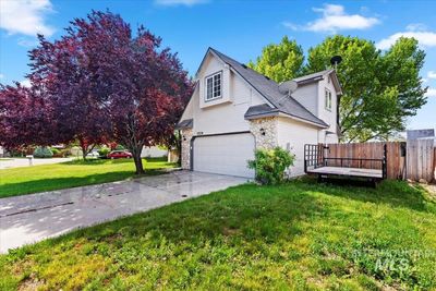 7579 Arlington Dr, House other with 3 bedrooms, 2 bathrooms and 2 parking in Nampa ID | Image 3