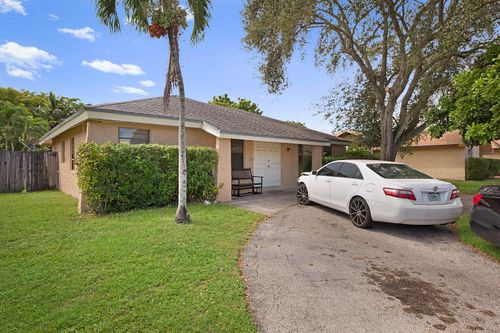 1204 Sw 74th Ave, North Lauderdale, FL, 33068-3607 | Card Image