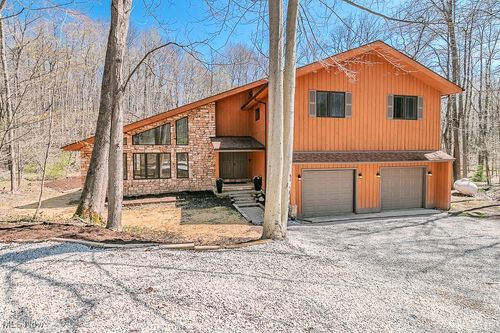 11191 Winding Brook Ln, Chesterland, OH, 44026-1555 | Card Image