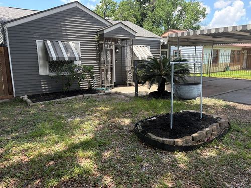 6716 Saint Augustine St, Houston, TX, 77021-4835 | Card Image