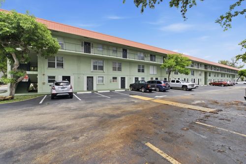 unit-c11-801 W Oakland Park Blvd, Wilton Manors, FL, 33311-1772 | Card Image