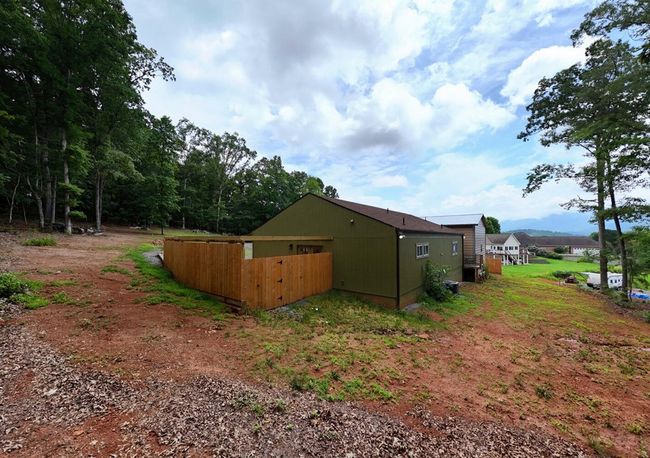 1529 Cedar View Ln, Home with 1 bedrooms, 2 bathrooms and 2 parking in Hiawassee GA | Image 41