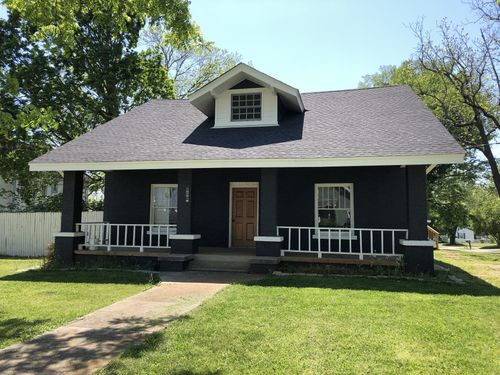 121 N Cedar St, Winchester, TN, 37398-1609 | Card Image